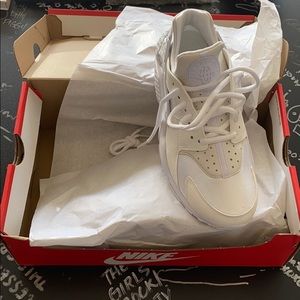 Women’s Air Huarache Run